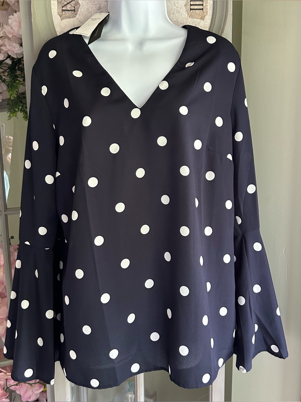 NWT BANANA REPUBLIC Navy & White Polka Dot Blouse Shirt Top Flare Sleeve Size L